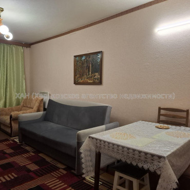 Сдам квартиру, Гарибальди ул. , 1  ком., 24 м², косметический ремонт 