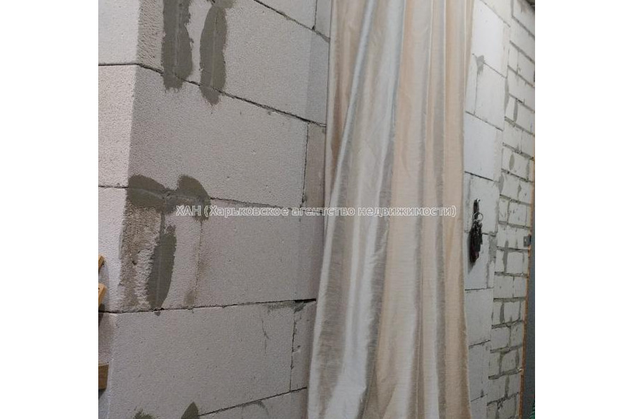 Продам квартиру, Веселая ул. , 1 кім., 20 м², частичный ремонт 