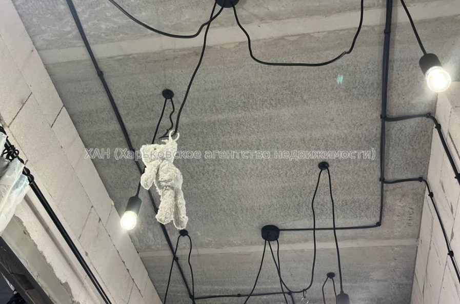 Продам квартиру, Веселая ул. , 1 кім., 20 м², частичный ремонт 