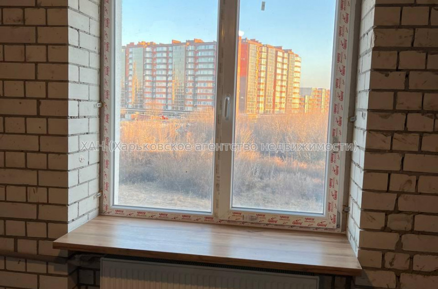 Продам квартиру, Авиахимическая ул. , 7 , 1 кім., 20.70 м², частичный ремонт 