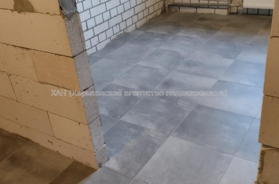 Продам квартиру, Авиахимическая ул. , 7 , 1 кім., 20.70 м², частичный ремонт 