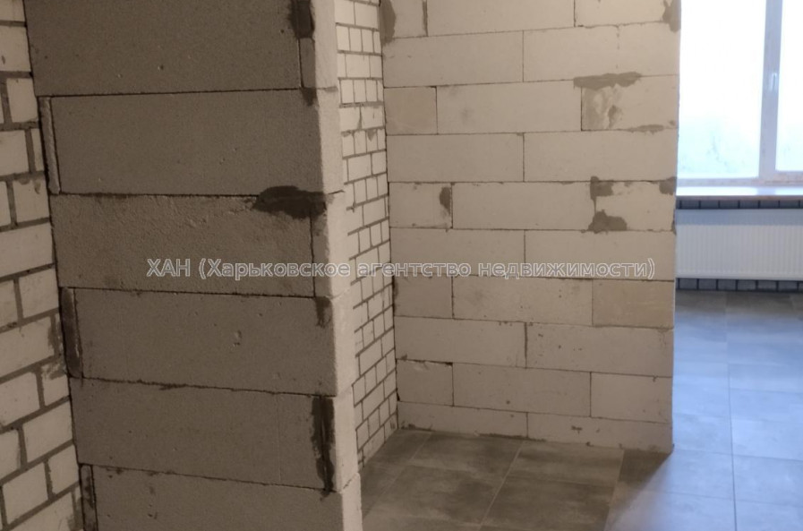 Продам квартиру, Авиахимическая ул. , 7 , 1 кім., 20.70 м², частичный ремонт 