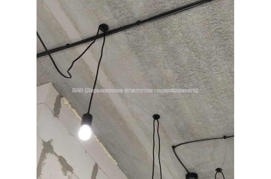 Продам квартиру, Веселая ул. , 1 кім., 20 м², частичный ремонт 