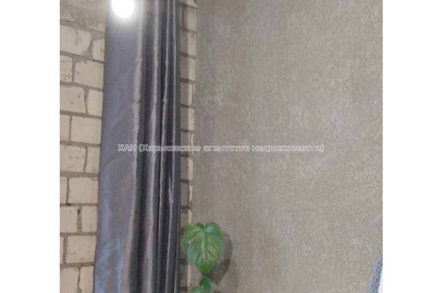 Продам квартиру, Веселая ул. , 1 кім., 20 м², частичный ремонт 