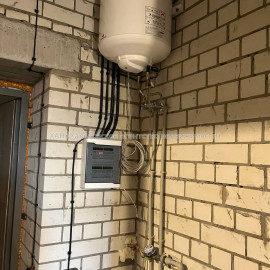 Продам квартиру, Авиахимическая ул. , 7 , 1 кім., 20.70 м², частичный ремонт