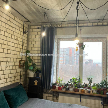 Продам квартиру, Авиахимическая ул. , 7 , 1 кім., 20.70 м², частичный ремонт 