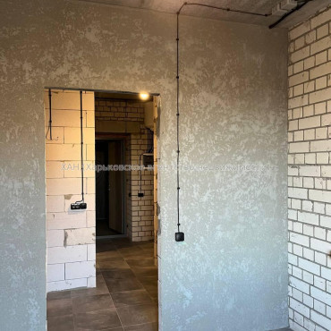 Продам квартиру, Авиахимическая ул. , 7 , 1 кім., 20.70 м², частичный ремонт 