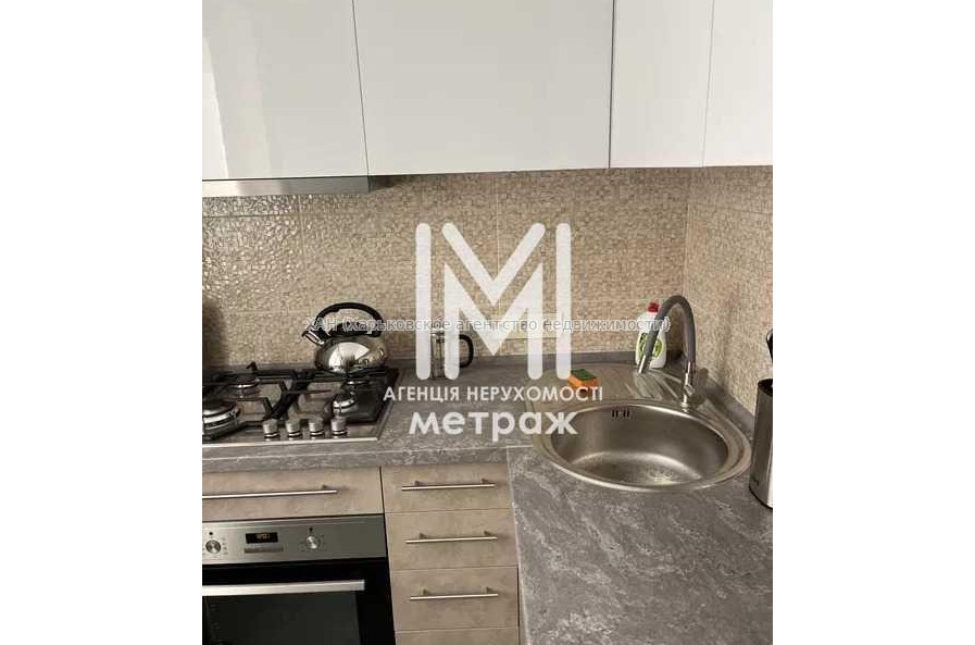 Продам квартиру, Большая Кольцевая ул. , 138 , 1  ком., 37 м², евроремонт 