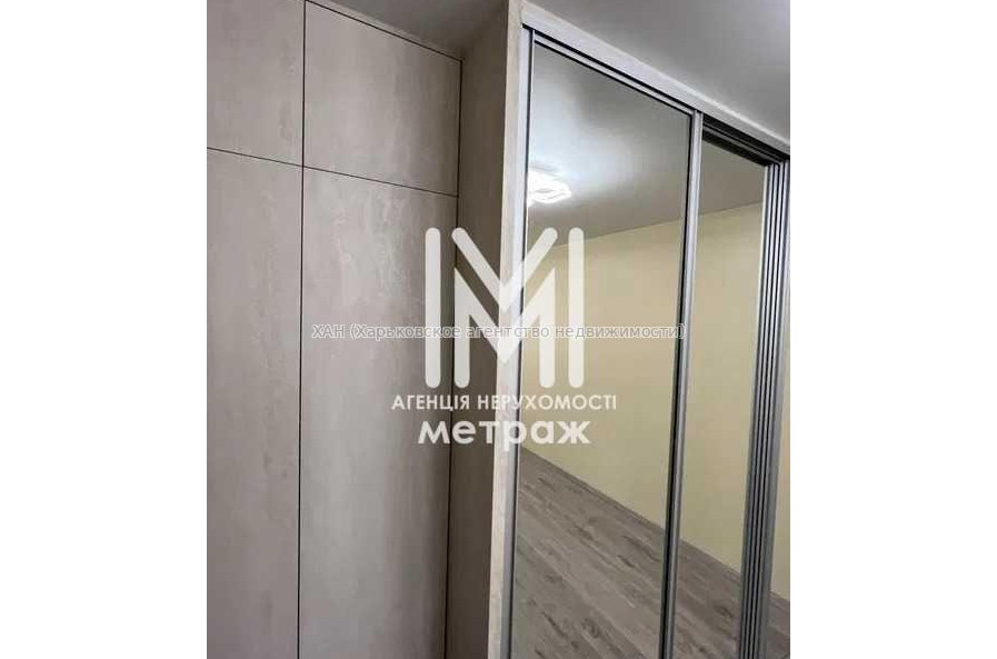 Продам квартиру, Большая Кольцевая ул. , 138 , 1  ком., 37 м², евроремонт 