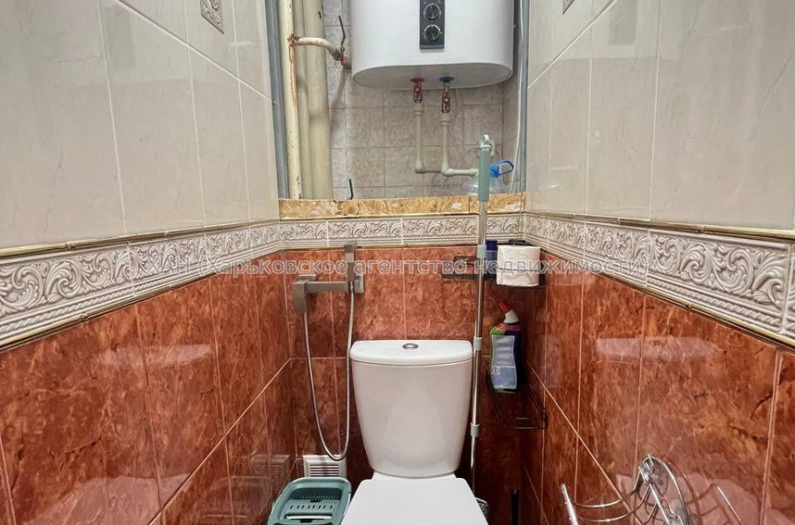 Продам квартиру, Гвардейцев Широнинцев ул. , 47 , 1 кім., 36 м², евроремонт 