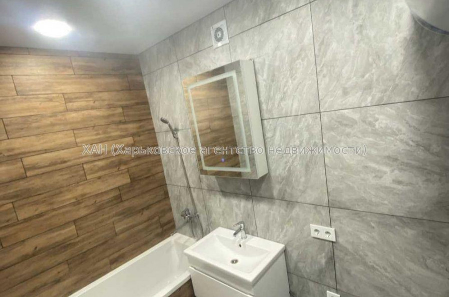 Продам квартиру, Мира ул. , 49 , 1 кім., 40 м², евроремонт 