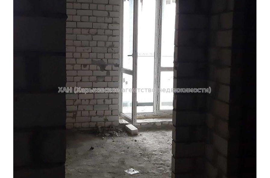 Продам квартиру, Лисаветинская ул. , 2  ком., 61 м², без внутренних работ 