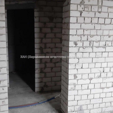 Продам квартиру, Лисаветинская ул. , 2  ком., 61 м², без внутренних работ 