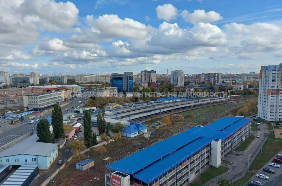 Продам квартиру, Лисаветинская ул. , 2  ком., 61 м², без внутренних работ 