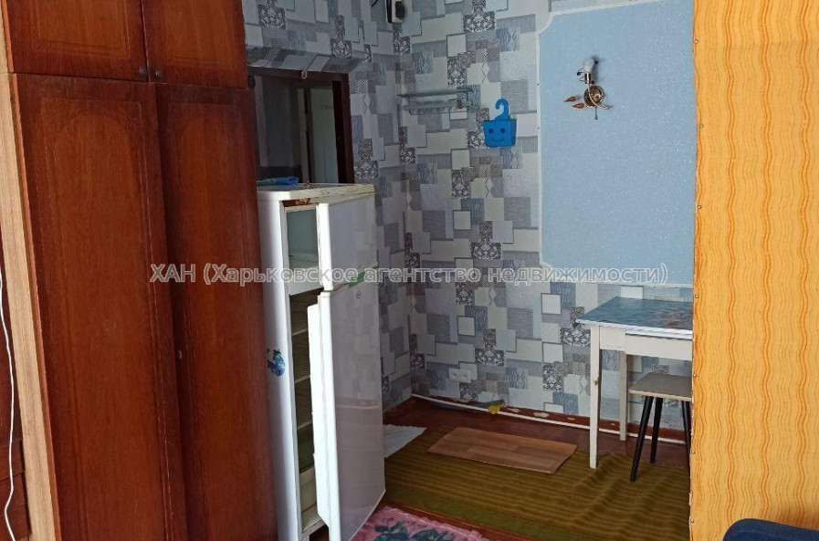 Продам квартиру, Единства ул. , 1 кім., 29 м², косметический ремонт 