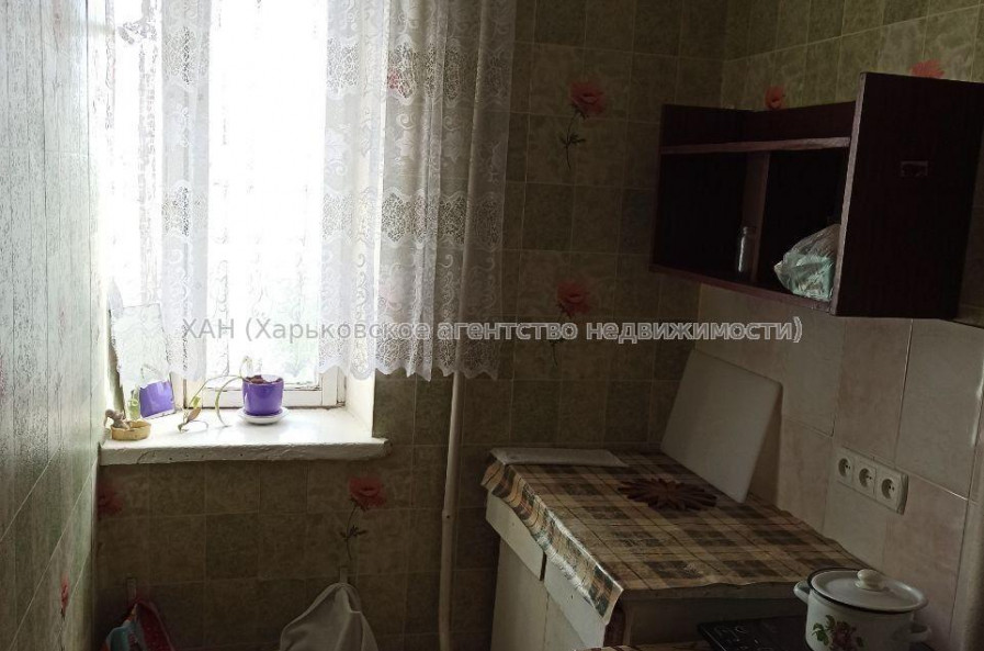 Продам квартиру, Единства ул. , 1 кім., 29 м², косметический ремонт 