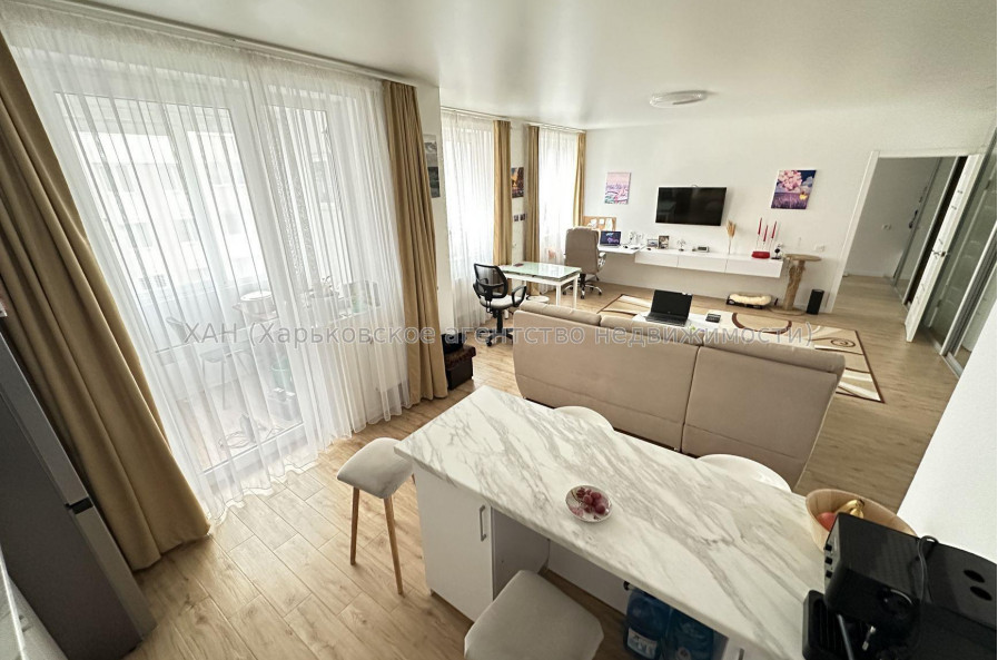 Продам квартиру, Шевченковский пер. , 2 кім., 60 м², евроремонт 