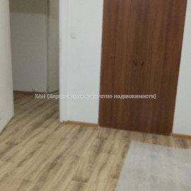 Продам квартиру, Единства ул. , 177 , 3  ком., 64 м², капитальный ремонт