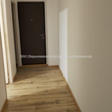 Продам квартиру, Единства ул. , 177 , 3  ком., 64 м², капитальный ремонт 