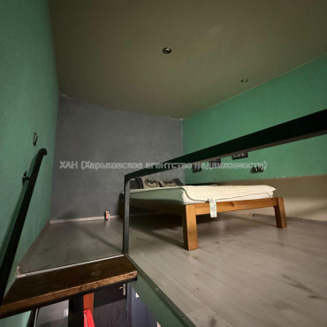 Продам квартиру, Лозовская ул. , 5 , 1 кім., 39 м², капитальный ремонт 