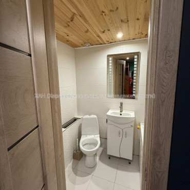 Продам квартиру, Лозовская ул. , 5 , 1 кім., 39 м², капитальный ремонт 