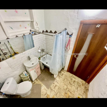 Продам квартиру, Спортивная ул. , 14 , 2 кім., 43 м², косметический ремонт 