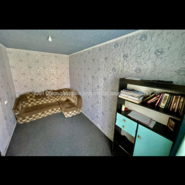 Продам квартиру, Спортивная ул. , 14 , 2 кім., 43 м², косметический ремонт 