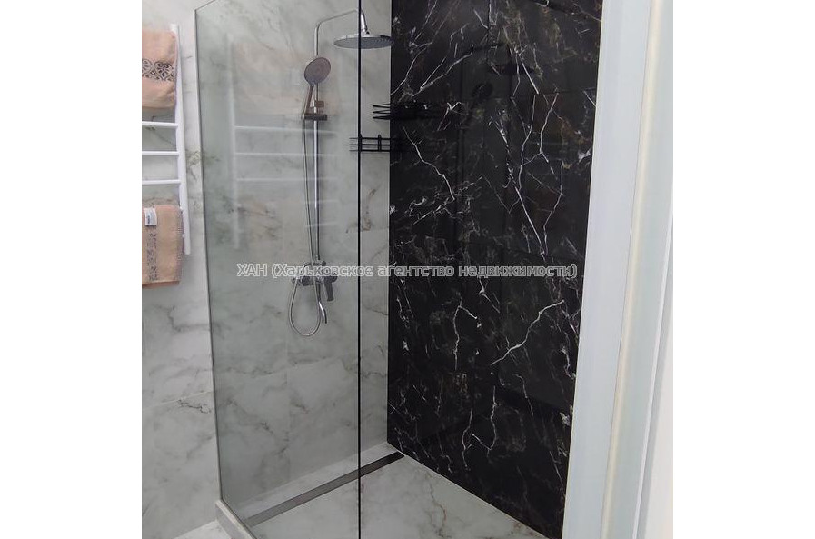 Продам квартиру, Шевченковский пер. , 1 кім., 38 м², евроремонт 