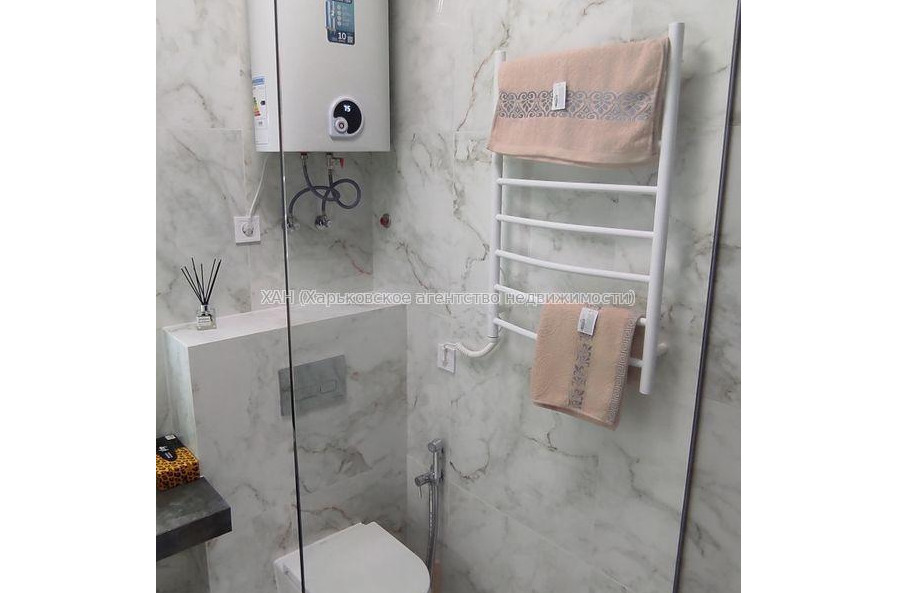 Продам квартиру, Шевченковский пер. , 1 кім., 38 м², евроремонт 