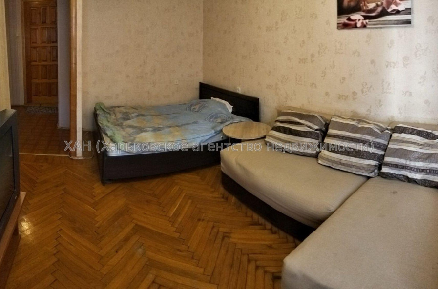 Продам квартиру, 23 Августа ул. , 67А , 1 кім., 29.10 м², косметический ремонт 