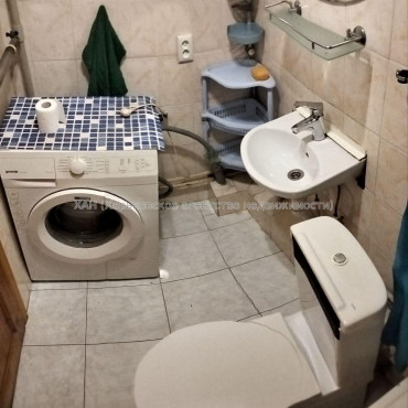 Продам квартиру, 23 Августа ул. , 67А , 1 кім., 29.10 м², косметический ремонт 