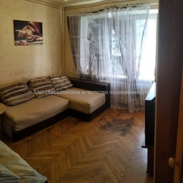 Продам квартиру, 23 Августа ул. , 67А , 1 кім., 29.10 м², косметический ремонт 