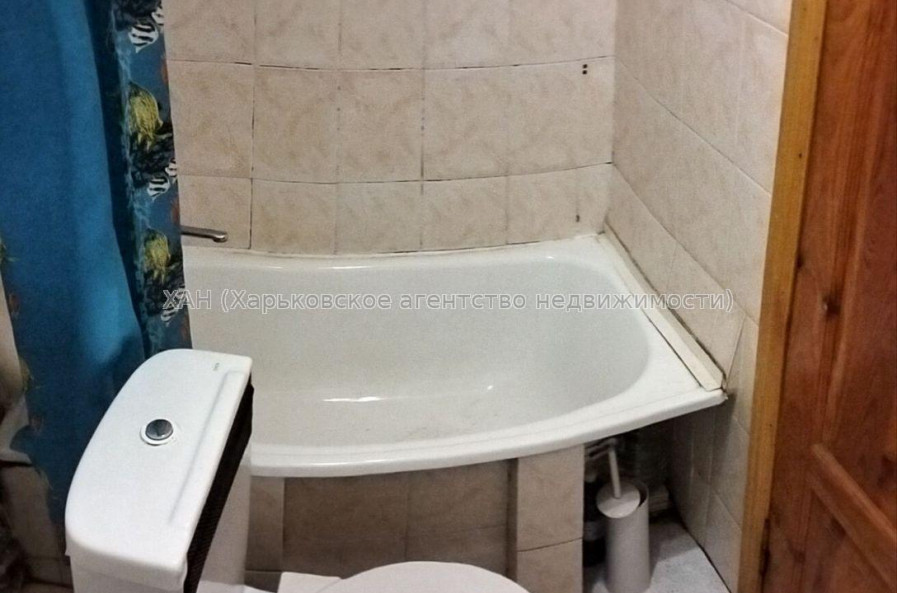 Продам квартиру, 23 Августа ул. , 67А , 1 кім., 29.10 м², косметический ремонт 