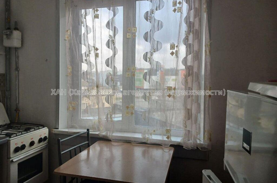 Продам квартиру, Непокоренных ул. , 2 кім., 46 м², советский ремонт 