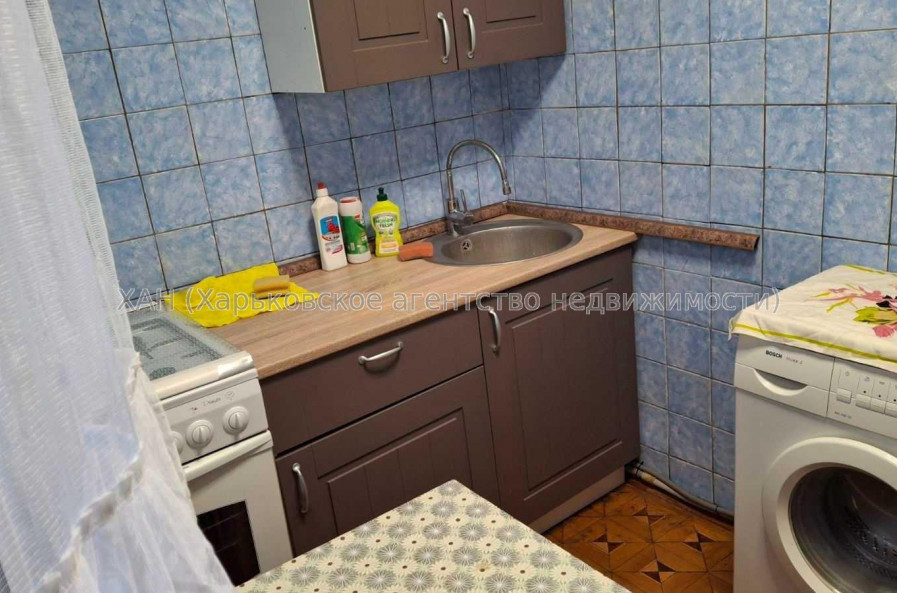 Продам квартиру, Салтовское шоссе , 1  ком., 35 м², косметический ремонт 