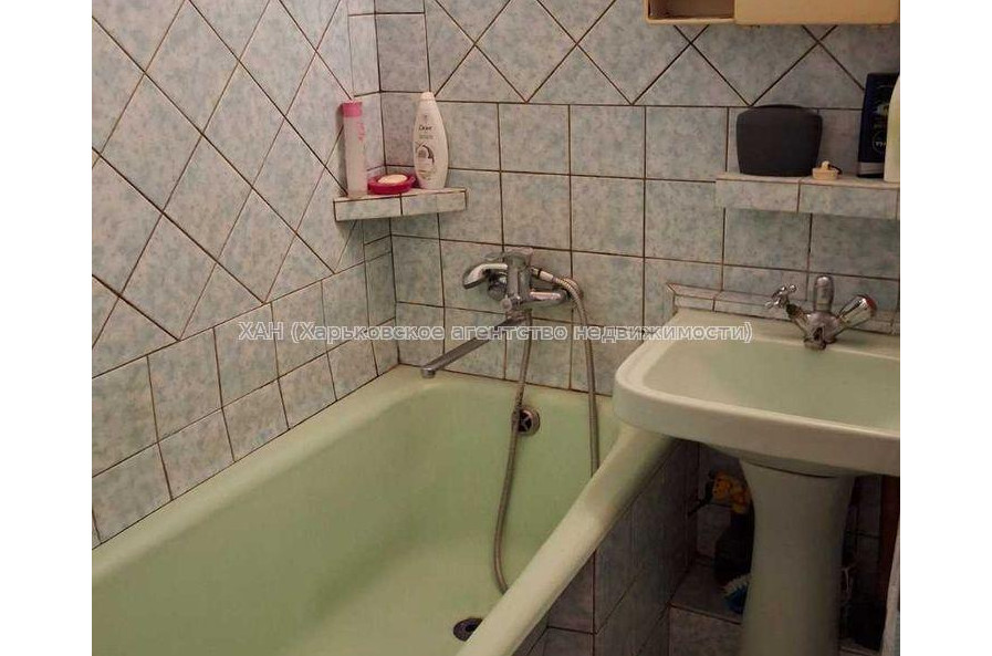 Продам квартиру, Салтовское шоссе , 1  ком., 35 м², косметический ремонт 