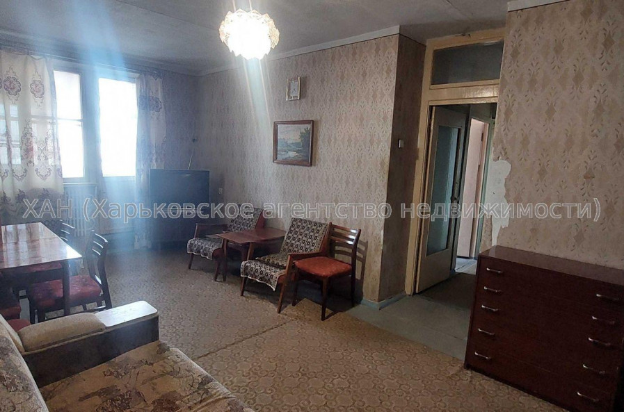 Продам квартиру, Гвардейцев Широнинцев ул. , 52 , 2 кім., 47 м², советский ремонт 