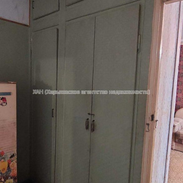 Продам квартиру, Гвардейцев Широнинцев ул. , 52 , 2 кім., 47 м², советский ремонт 