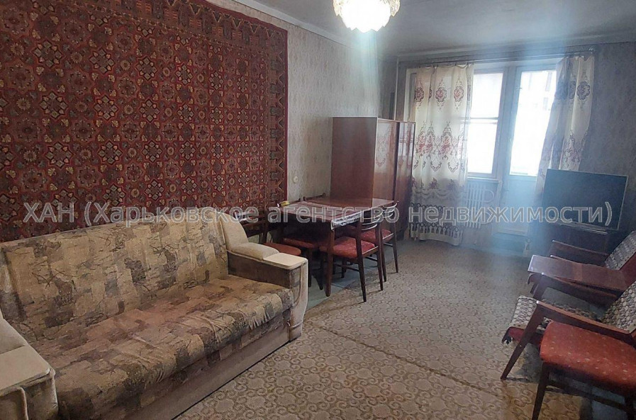 Продам квартиру, Гвардейцев Широнинцев ул. , 52 , 2 кім., 47 м², советский ремонт 