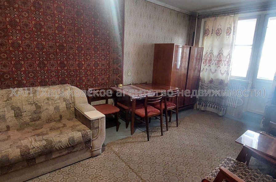 Продам квартиру, Гвардейцев Широнинцев ул. , 52 , 2 кім., 47 м², советский ремонт 