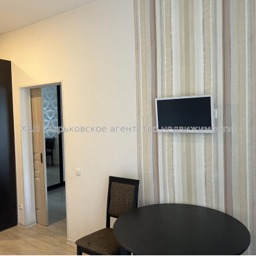 Продам квартиру, Данилевского ул. , 27 , 1  ком., 36 м², капитальный ремонт 