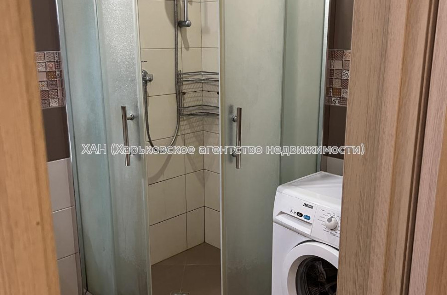 Продам квартиру, Данилевского ул. , 27 , 1  ком., 36 м², капитальный ремонт 