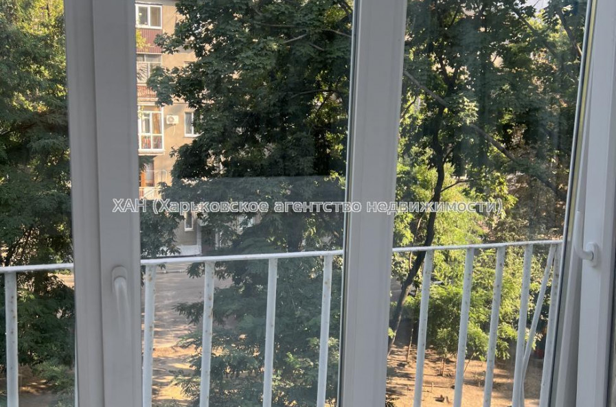 Продам квартиру, Данилевского ул. , 27 , 1  ком., 36 м², капитальный ремонт 