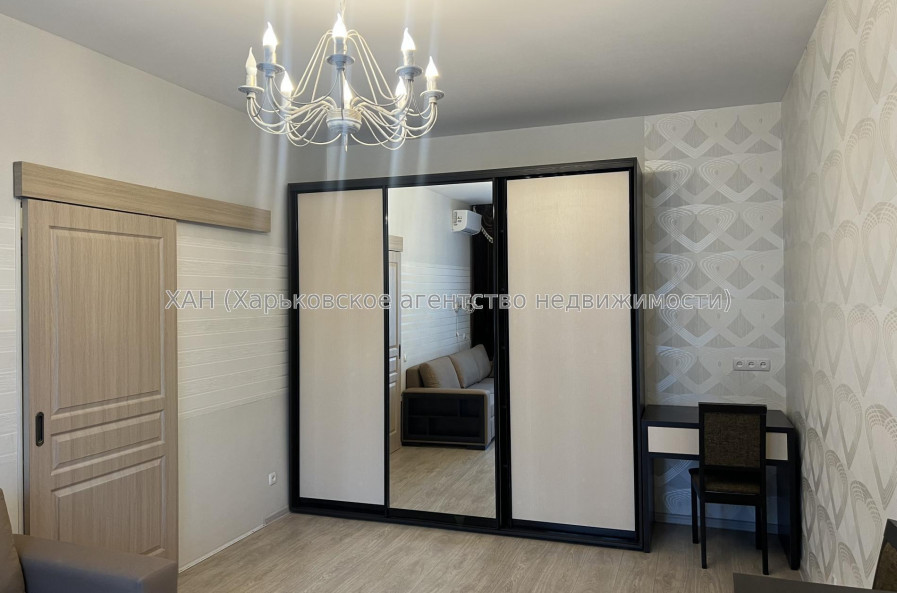 Продам квартиру, Данилевского ул. , 27 , 1  ком., 36 м², капитальный ремонт 