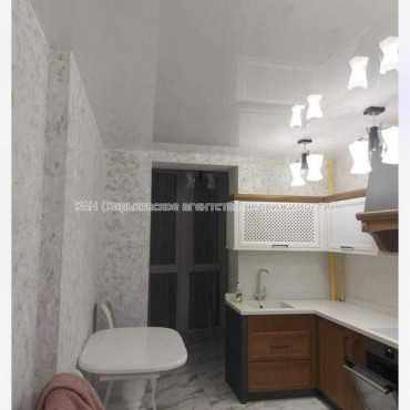 Продам квартиру, Пискуновский пер. , 1 кім., 49 м², евроремонт 