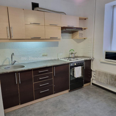 Продам квартиру, Салтовское шоссе , 1  ком., 40 м², капитальный ремонт 