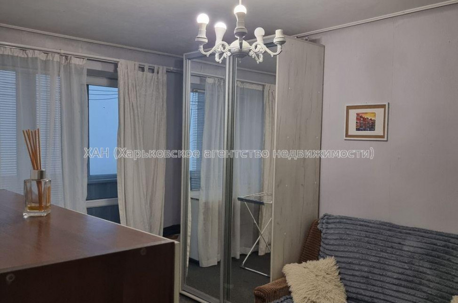 Продам квартиру, Салтовское шоссе , 1 кім., 40 м², капитальный ремонт 