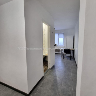 Продам квартиру, Салтовское шоссе , 1  ком., 40 м², капитальный ремонт 