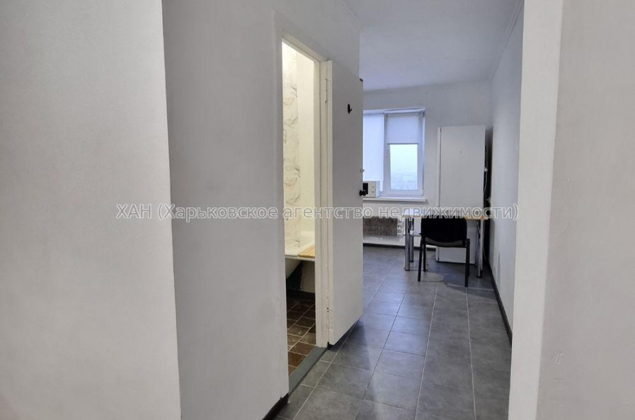 Продам квартиру, Салтовское шоссе , 1  ком., 40 м², капитальный ремонт 