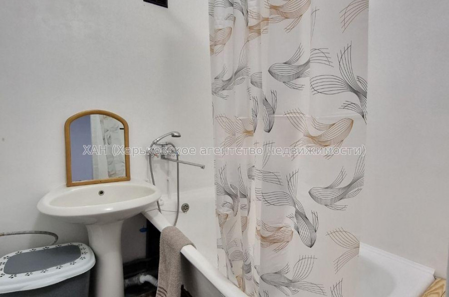 Продам квартиру, Салтовское шоссе , 1  ком., 40 м², капитальный ремонт 